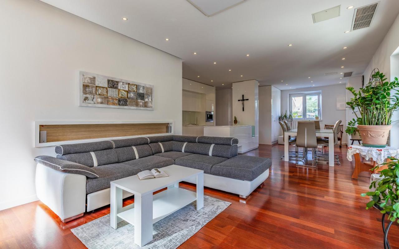 Viola Medulin Apartment Rovinj Luaran gambar